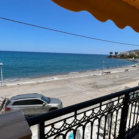 Apartment Cosy By The Water, Agia Pelagia *